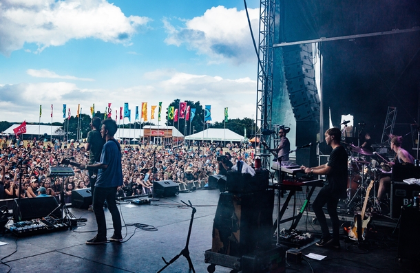 「Bear Hands」17枚目/54