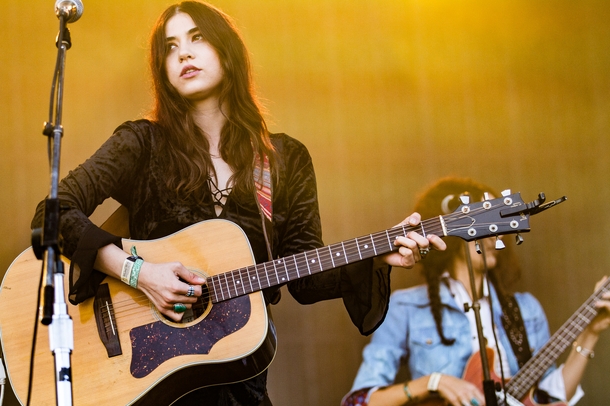 「Pearl Charles」66枚目/74