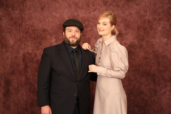 「『ファンタビ』ダン・フォグラー＆アリソン・スドル来日インタビュー、「最高」と日本の国柄に太鼓判」1枚目/9