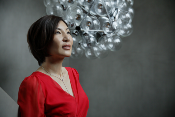 「感動の涙…広瀬香美が「最高のエンディングを共に」「Dear」を合唱団と共演！」1枚目/1