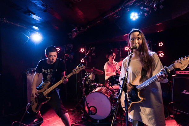 「玉手初美 初ワンマン成功！ 24時間路上ライブの先に見た光景「本当に嬉しい。こんなに集まってくれると思わなかった」」1枚目/24