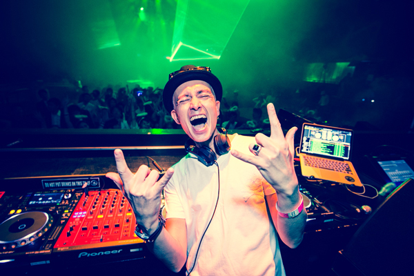 「マーク・パンサー、パリピに贈る&quot;大定番クリスマスソング”をEDMアレンジでリリース」1枚目/2