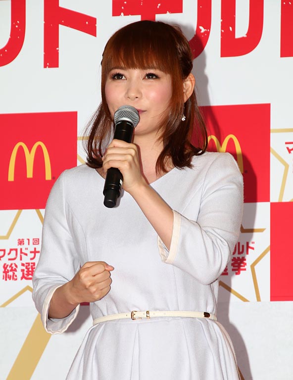 「中川翔子、「夜中にパンツ一丁で食べます…」　妊娠中の政井マヤ、第3子は「男の子です」と報告」1枚目/1