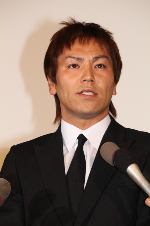 「狩野英孝、淫行疑惑で無期限謹慎　「相手の年齢を疑うことはなかった」」1枚目/1