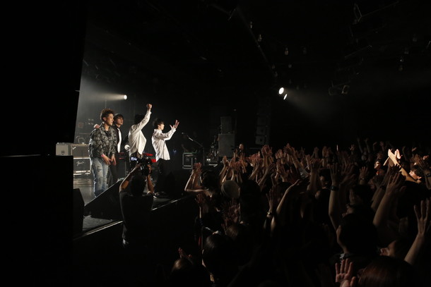 「ストレイテナー」8枚目/9