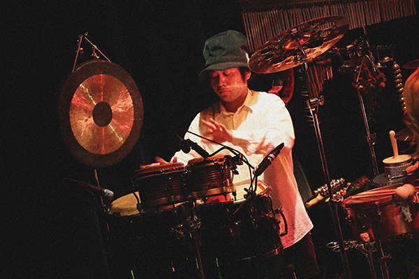 「LUCKY TAPES」9枚目/19