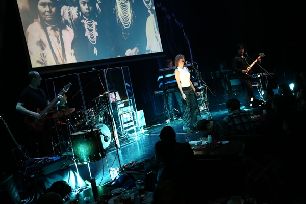 「ピーター・ガブリエルの先進性が目の前で蘇る！　辣腕ミュージシャンによるプログレッシヴな“ガブリエル・ミュージック”を体感する刺激的な都会の夜」1枚目/8