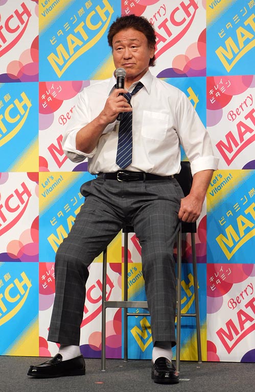 「Ｍｒ．ＫＩＮＧの平野紫耀「いつも天龍さんと戦っていた」　新ＣＭ発表会で水平チョップの応酬！？」1枚目/1