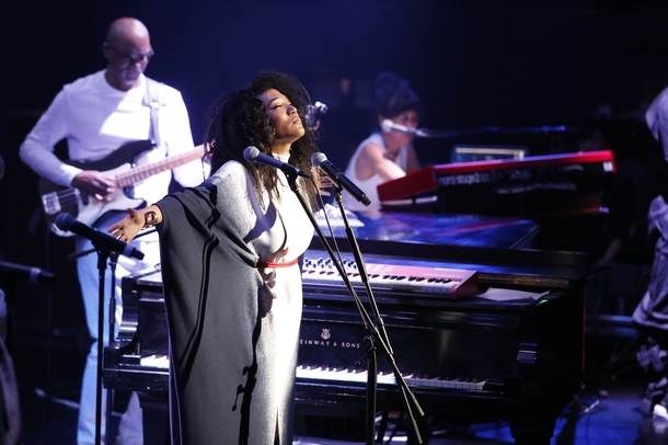 「マイケル・ジャクソンとプリンスに寵愛された歌姫、ジュディス・ヒル 来日ツアーがスタート」1枚目/8