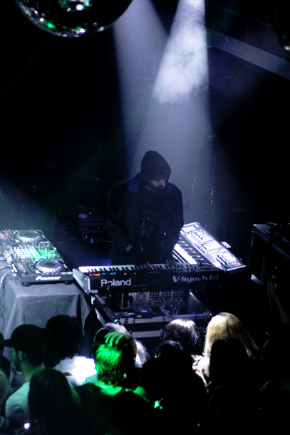 「クリスタル・キャッスルズ」5枚目/15