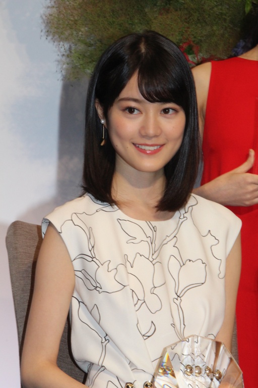 「生田絵梨花“舞台女優”として開花　岩谷時子賞「奨励賞」受賞に「光栄」」1枚目/1