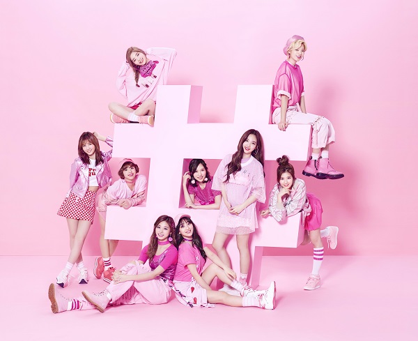 「TWICE、日本を含む9つの国と地域のiTunes 総合アルバム1位獲得」1枚目/1