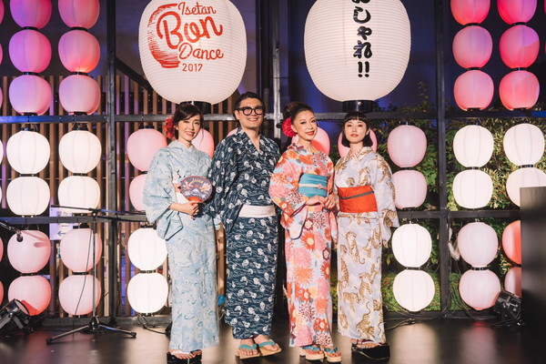 「伊勢丹新宿の“盆踊り”初週に早見優＆水谷千重子が登場、野宮真貴と初共演」1枚目/3