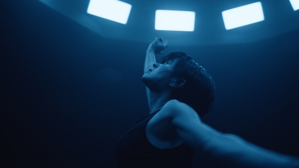 「宇多田ヒカル「Forevermore」MVでコンテンポラリーダンス披露」1枚目/6