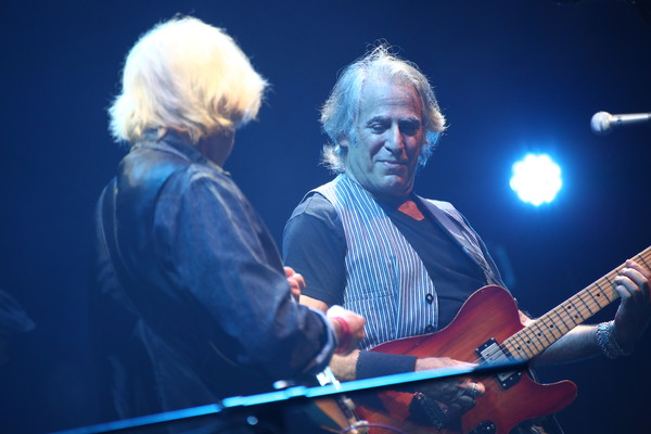 「ダニー・コーチマー来日公演レポート、ジャクソン・ブラウンやジェイムス・テイラーとの曲も演奏する出色のアメリカン・ロック」1枚目/5