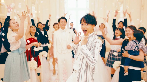 「山崎育三郎が恋のキューピットに!? 新曲メドレーMV公開」1枚目/6