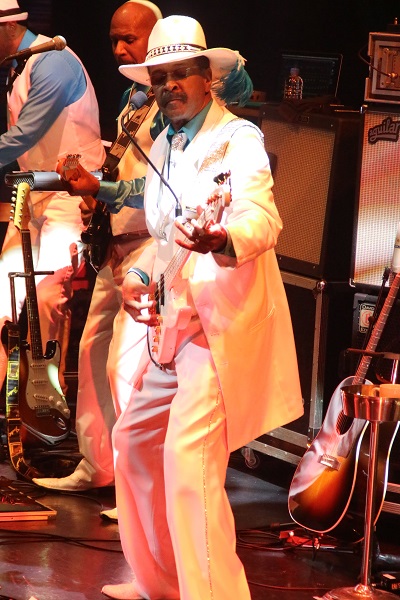 「『8月14日はなんの日？』スラップ奏法の開祖、ラリー・グラハムの誕生日」1枚目/1