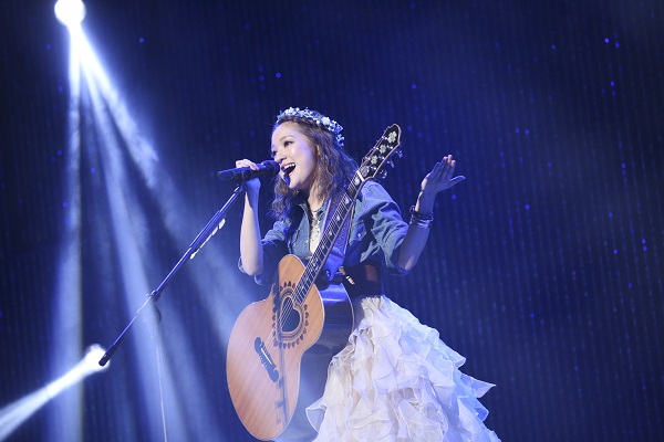 「chay、全国ツアー完走＆10月デビュー5周年記念ライブ発表」1枚目/4