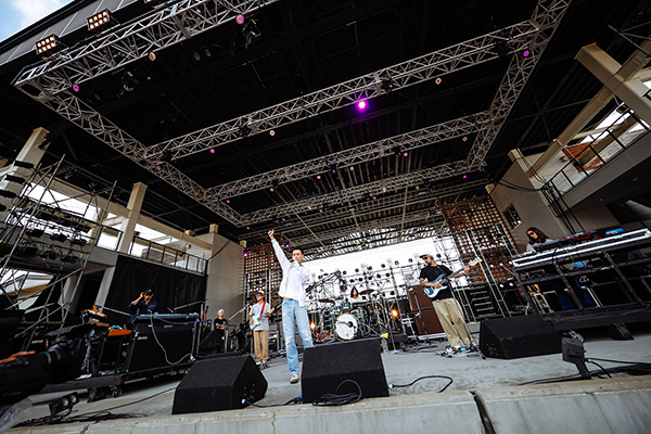 「Photo by 上山陽介」10枚目/19