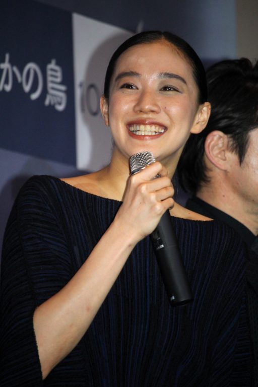 「蒼井優、松坂桃李の“ゲス男”ぶり絶賛　「こんな薄いせりふをよく真顔で言えるな」」1枚目/1