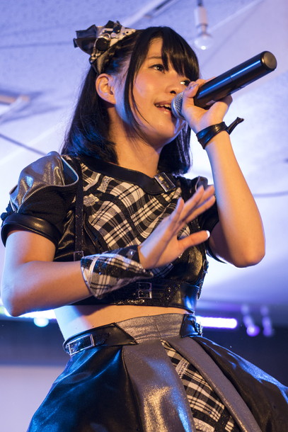 「亜咲花「18歳になっちゃいました！」 高校生ラストの18歳BDイベント開催！サプライズ・ケーキに大興奮!! 大好きなアニソンカバー披露も」1枚目/10