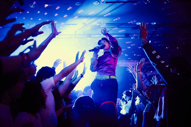 「水曜日のカンパネラ：Photo by Yusuke Kashiwazaki／Red Bull Content Pool」4枚目/11