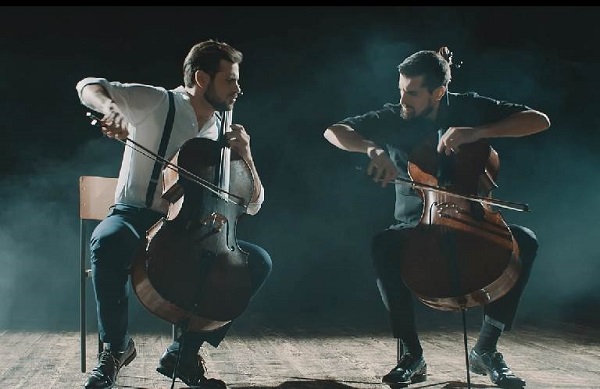 「2CELLOS、『スコア』新映像は巨匠モリコーネの「ニュー・シネマ・パラダイス」」1枚目/6