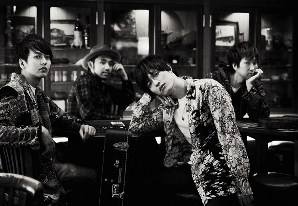 「NICO Touches the Walls ショッピングカートに乗って大暴れ!? 新EPより「unny Side Up!」MV公開」1枚目/2