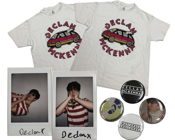 「デクラン・マッケンナ再来日記念！デクラングッズ（Tシャツ＋サイン入ポラロイド＋缶バッジ）を2名様にプレゼント」1枚目/1