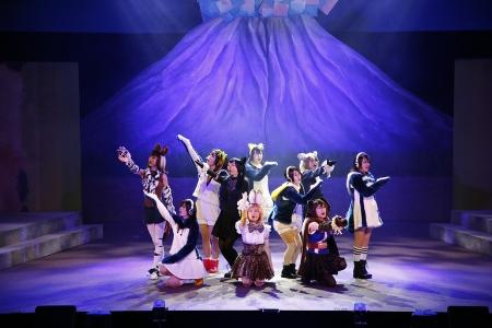 「舞台「けものフレンズ」の再演が開幕　尾崎由香「千秋楽まで無事走り切りたい」」1枚目/1