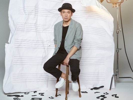 「村松崇継、映画『8年越しの花嫁』で【日本アカデミー賞 優秀音楽賞】受賞」1枚目/2