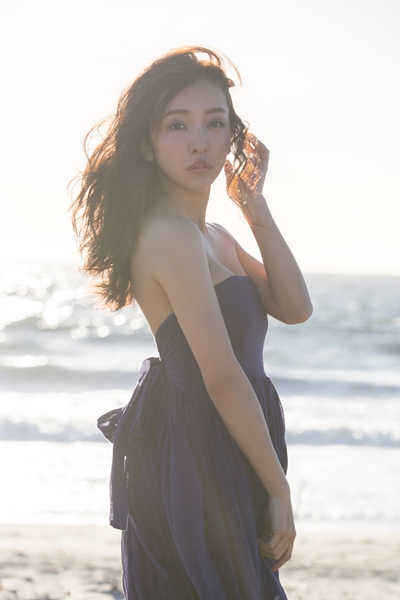 「板野友美、写真集×楽曲の連動プロジェクト、アートワークが公開」1枚目/5