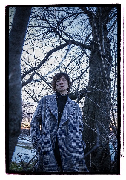 「吉井和哉、ソロデビュー15周年を迎え、2年半ぶりの全国ツアー開催が決定」1枚目/1