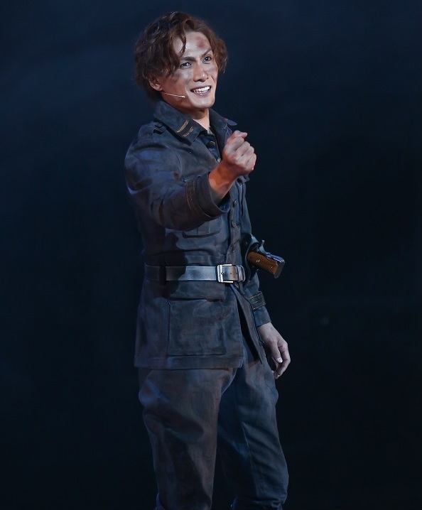 「加藤和樹、マタ・ハリに魅了される正反対の役柄を熱演！　ミュージカル『マタ・ハリ』東京公演開幕」1枚目/8