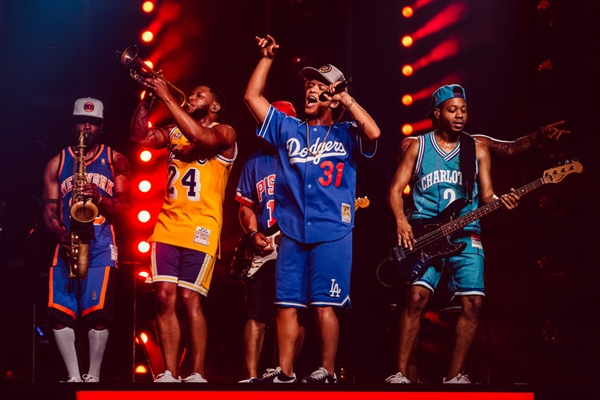 「&lt;ライブレポート&gt;ブルーノ・マーズ、自分の曲がこんな曲ばかりだったら、ライブしたくなるに決まっている」1枚目/6