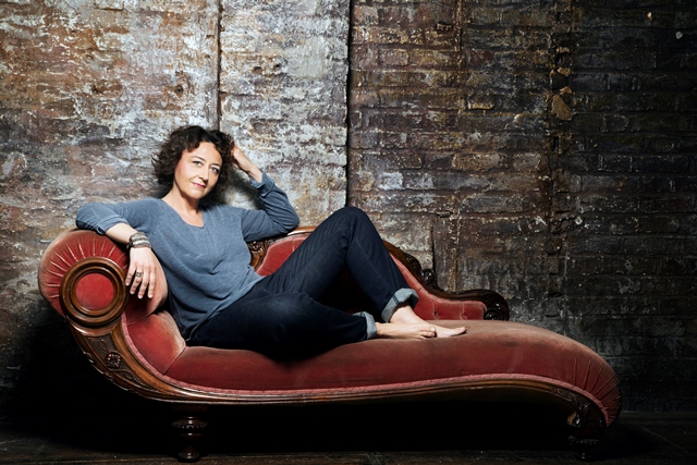 「ナタリー・シュトゥッツマン＆オルフェオ55、一夜限りのプレミアム・コンサート開催」1枚目/2