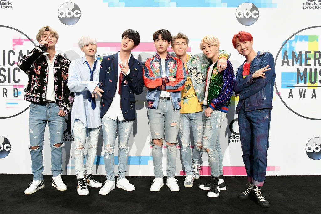 bts/防弾少年団 CDまとめ売り / バラ売り 可 公式 BTS(防弾少年団)、『エレンの部屋』で新曲「フェイク・ラヴ」を