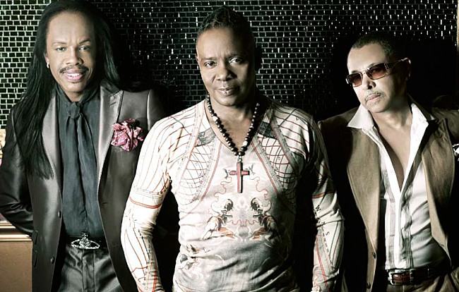 「『5月8日はなんの日？』EW&amp;Fのボーカリスト、フィリップ・ベイリーの誕生日」1枚目/1