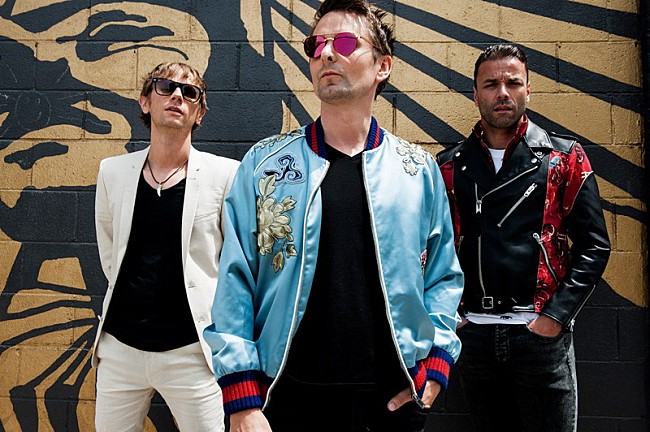 「『6月9日はなんの日？』ミューズ、マシュー・ベラミー40歳の誕生日」1枚目/1