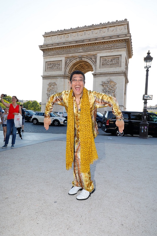 「ピコ太郎が【JAPAN EXPO】で「PPAP JAPAN EXPO ver.」を披露、TRFも名誉ゲストとして参戦」1枚目/5