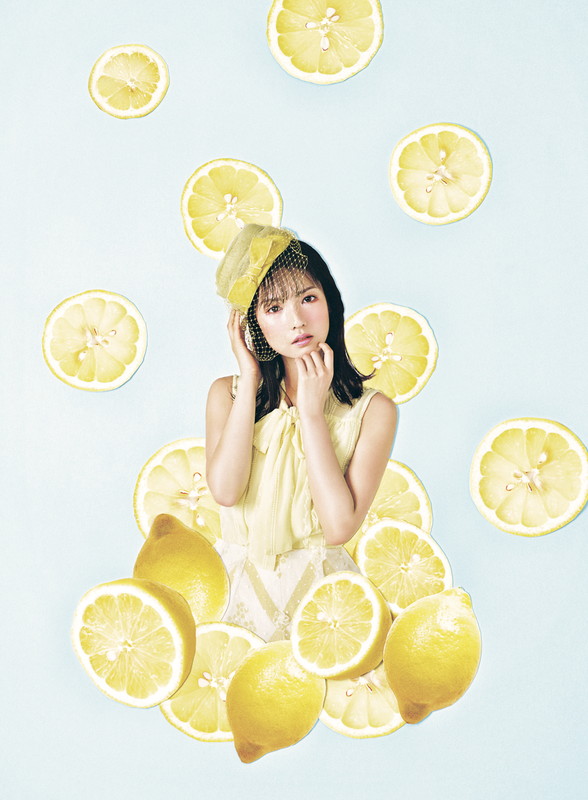 「道重さゆみ、レモンやチョコレートなど儚げでかわいい服を着こなし」1枚目/11