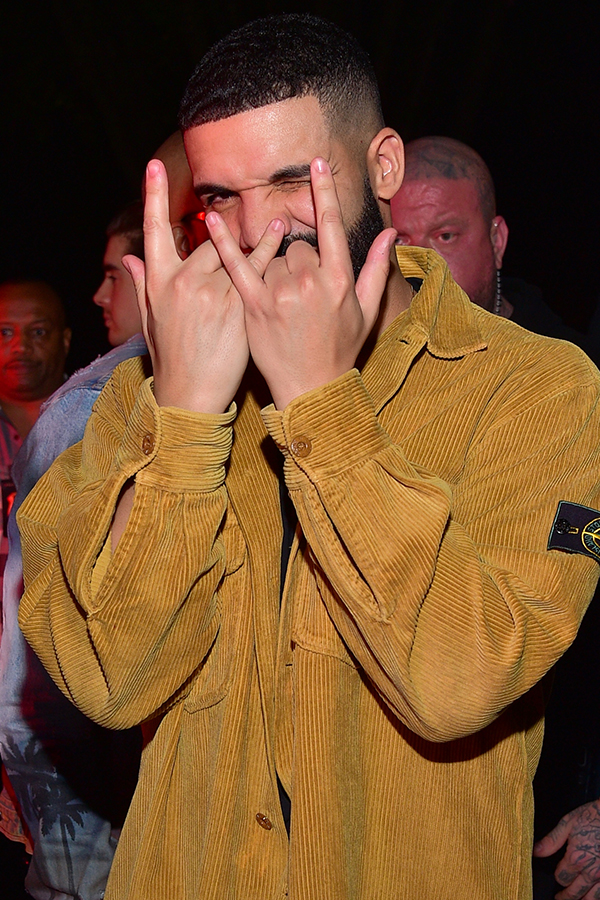 「ドレイク、グローバル・ストリーミング再生回数が500億回を突破した初のアーティストに」1枚目/1