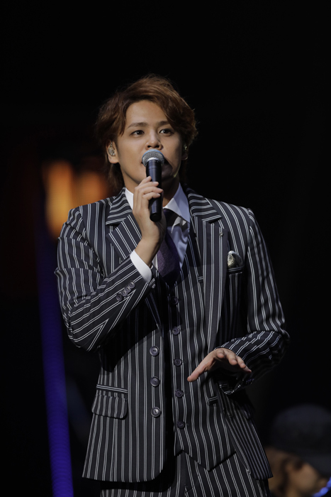 「宮野真守、10周年記念ライブを開催　カバーやキャラソンなどレア曲満載のレポートが到着」1枚目/10