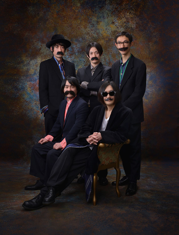 「髭が新曲「きみの世界に花束を」のMV＆メジャーデビュー前夜ライヴの発掘音源の内容を公開」1枚目/1