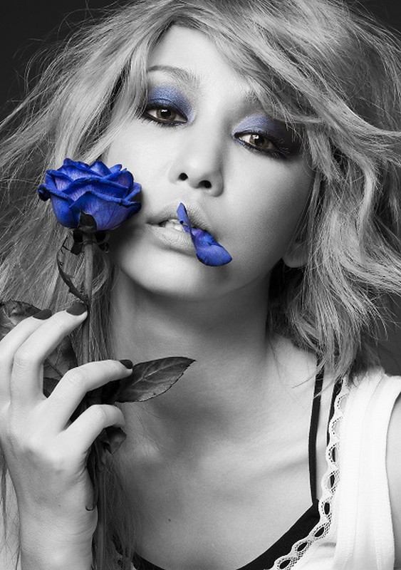 「中島美嘉、アコースティック・カヴァー・アルバム第2弾を11月リリース」1枚目/4