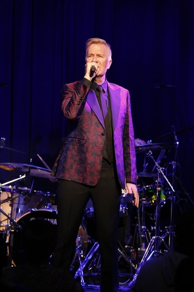 「心躍るニューロマ・サウンドの世界へ。ABC来日公演が大阪よりスタート」1枚目/12