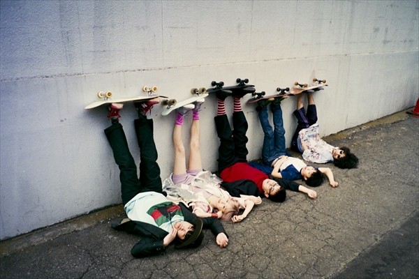 「Awesome City Club、新世代シティポップの注目株バンドがアコースティックワンマンツアーを新年に開催」1枚目/1