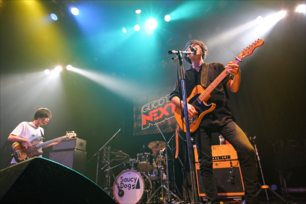 「＜ライブレポート＞Creepy Nuts、サイダーガール、Saucy Dog、パスピエが集結 11/11ポッキー＆プリッツの日恒例【GLICO LIVE&quot;NEXT&quot;SPECIAL】」1枚目/4