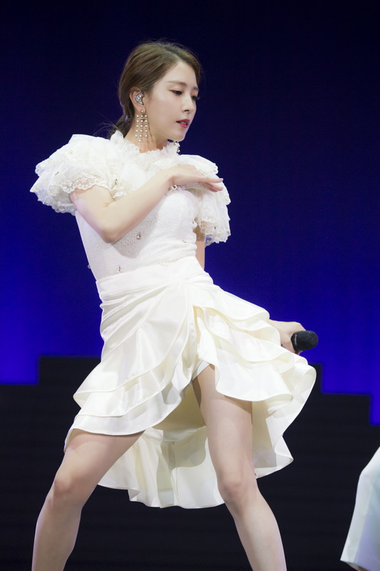 「BoA、最高のひと時を届けた7年ぶりのクリスマス・ライブ」1枚目/6