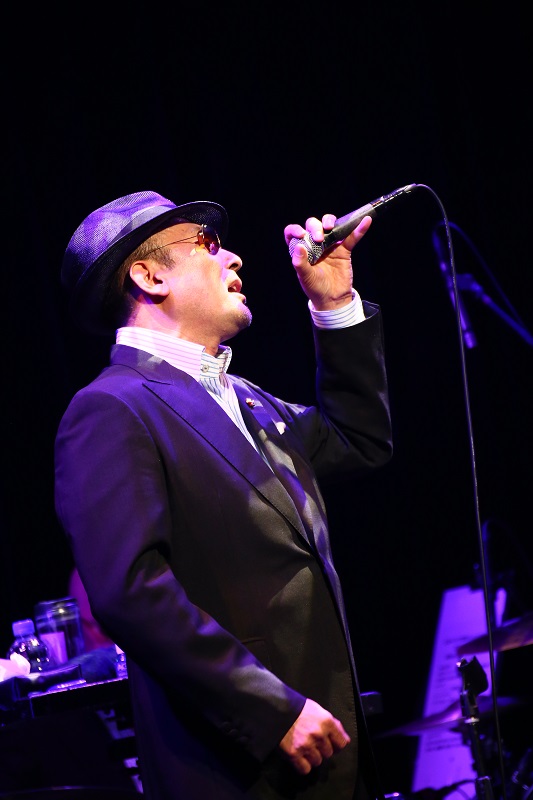 「クレイジーケンバンド、恒例のクリスマスライブが今年も大盛況で終了」1枚目/12